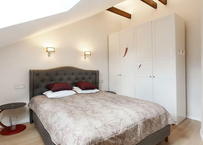 #Stayhere 3Bdr Modern & Stylish Apartment - Heart Of Old Town By Houseys