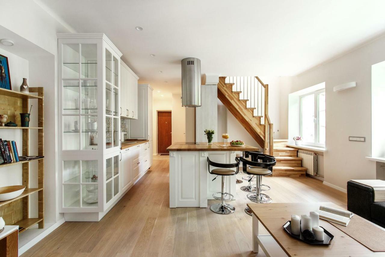#stayhere 3bdr Modern & Stylish - Heart Of Old Town By Houseys Wilna